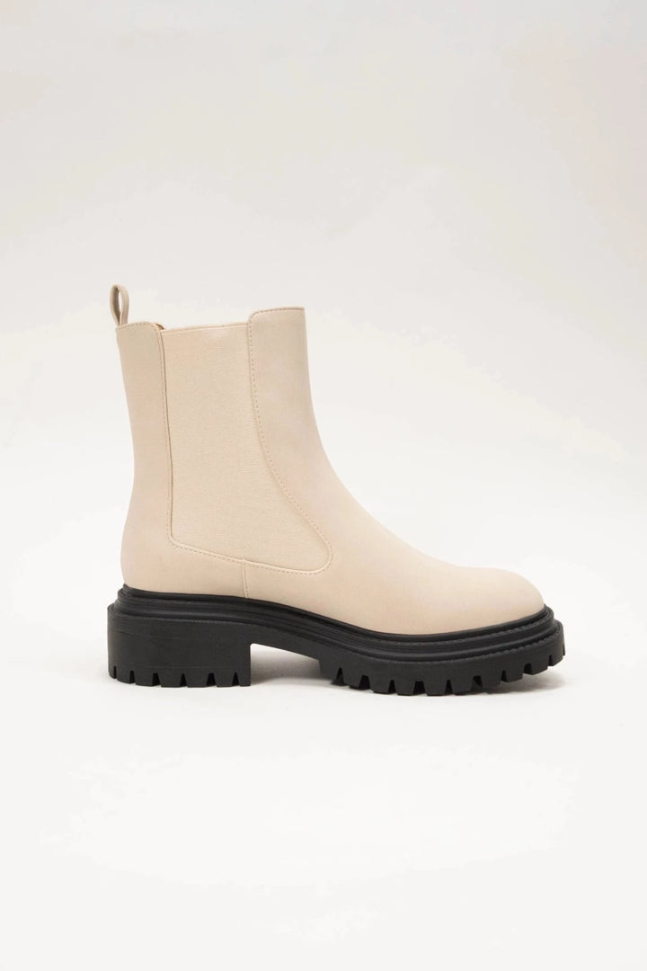 Nell Chelsea Ankle Boots - Sand