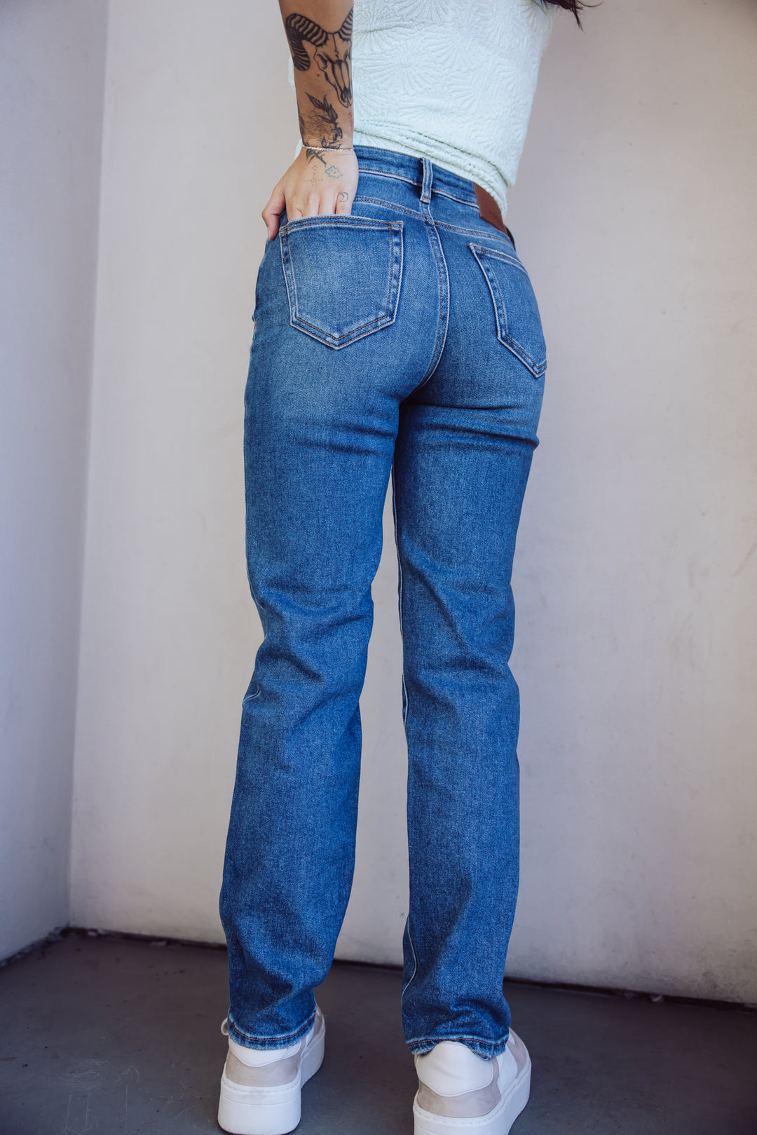 Hidden Jeans Tracey High Rise Straight Jean - Medium Dark