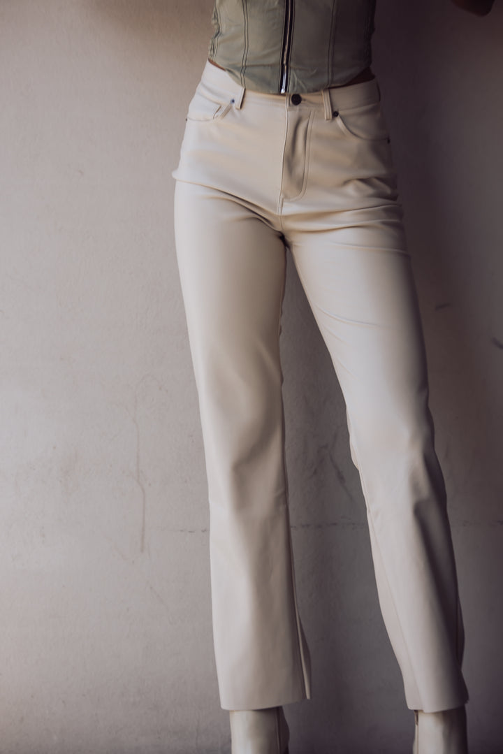STEVE MADDEN LOREN FAUX LEATHER HIGH RISE PANT - OFF WHITE