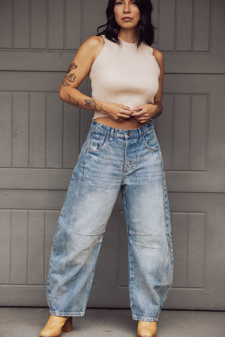 FREE PEOPLE LUCKY YOU MID RISE BARREL JEANS - LIGHT WASH