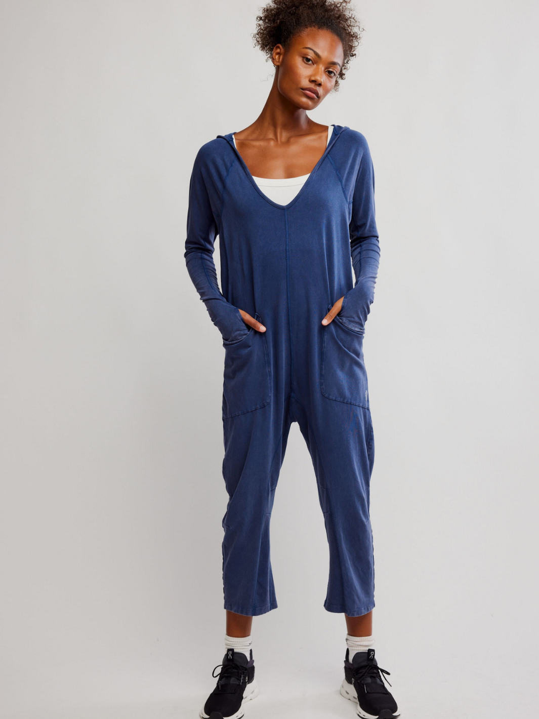 Your favorite onesie just got a winter-ready upgrade! Perfect for layering after a workout or lounging in ultimate comfort, this soft and cozy long-sleeve onesie features a relaxed, slouchy fit with a dropped crotch for effortless movement. Complete with convenient side pockets, it’s designed for both function and style—your go-to for chilly days and laid-back vibes.