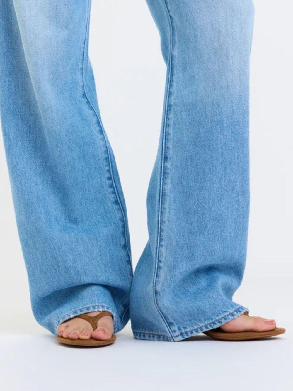 Women's | Daze Denim | The 2K Mid-Rise Relaxed Baggy Jeans by Daze denim | Jayden P Boutique