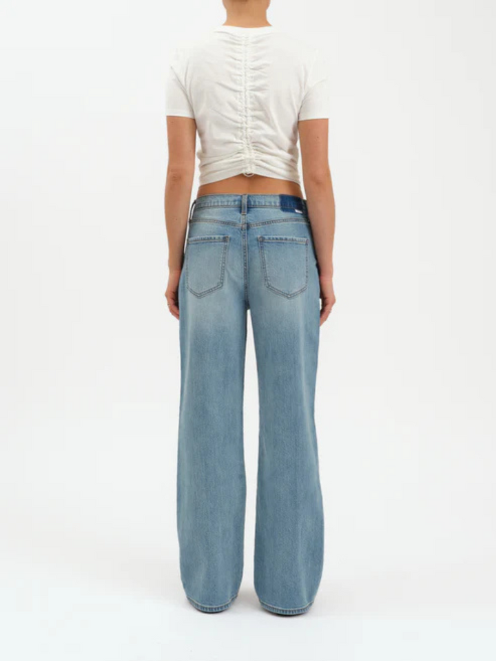 DAZE DENIM - 1999 Jeans Slouch 90's Fit back view on model, medium vintage wash, high-rise slouchy ’90s silhouette