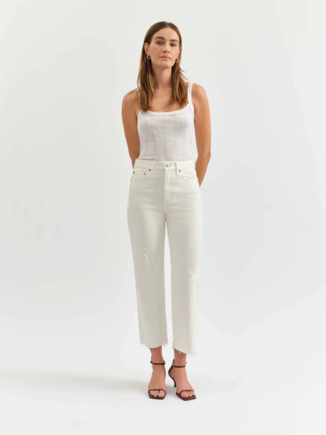 DAZE DENIM Sundaze Crop High Rise Vintage Straight jeans in Swan white, cropped straight legs with frayed hems