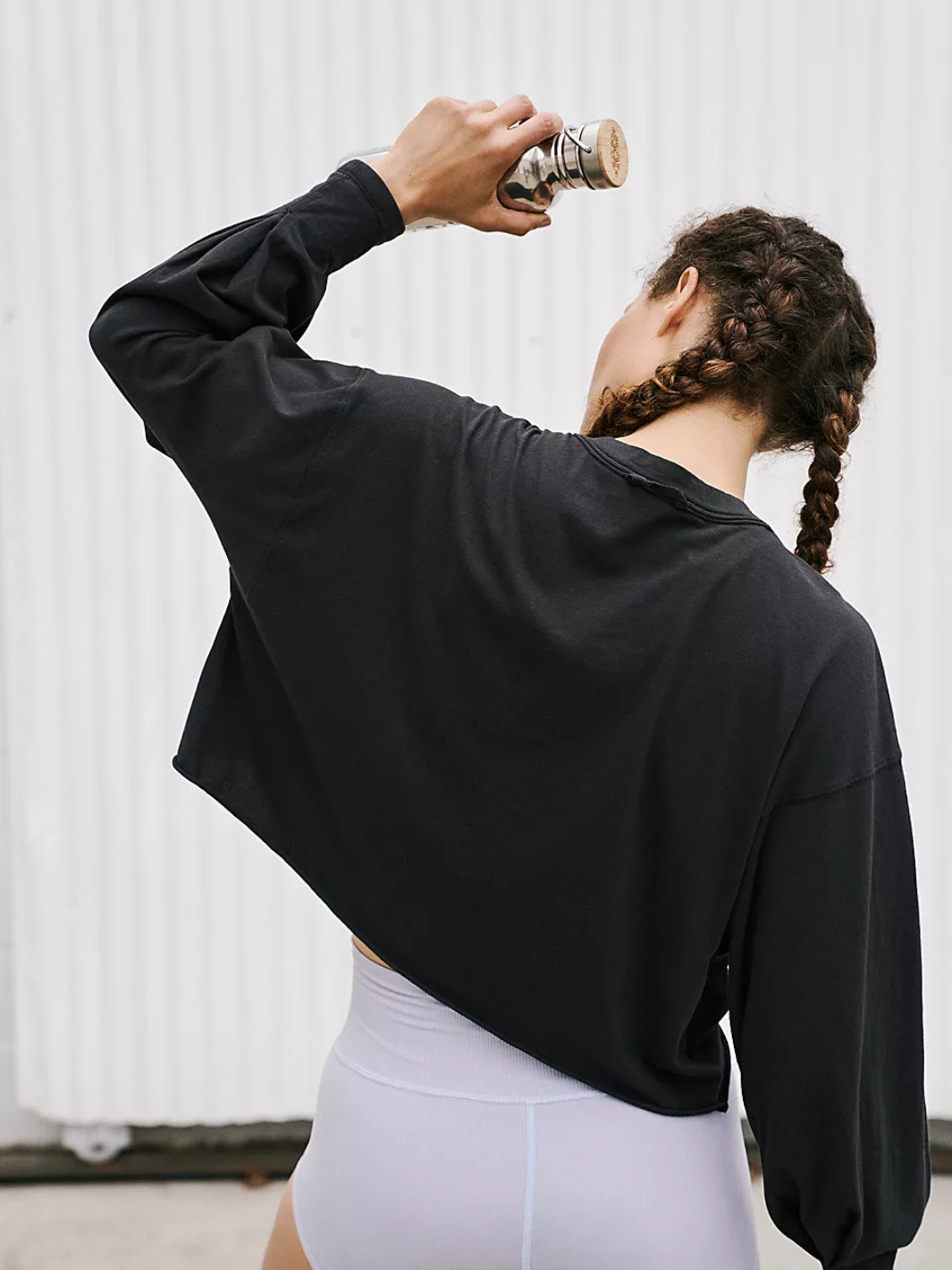 Stylish and relaxed, the FREE PEOPLE - Inspire Layer long sleeve tee is perfect for effortless layering.