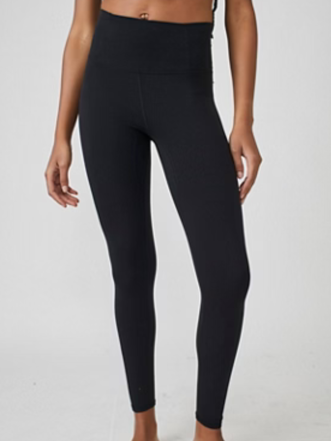 Ultra-smooth high-rise FREE PEOPLE - Never Better Legging, perfect for comfort during workouts and athleisure style.