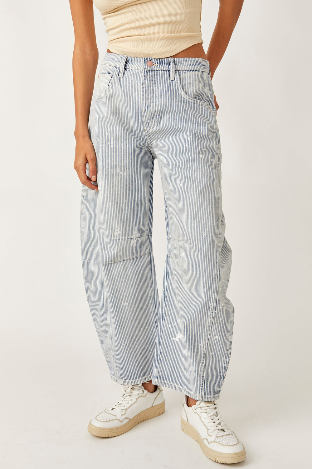 Jayden P Boutique - Free People Stripe Good Luck Mid-Rise Barrel Jeans - 25 / Tracks