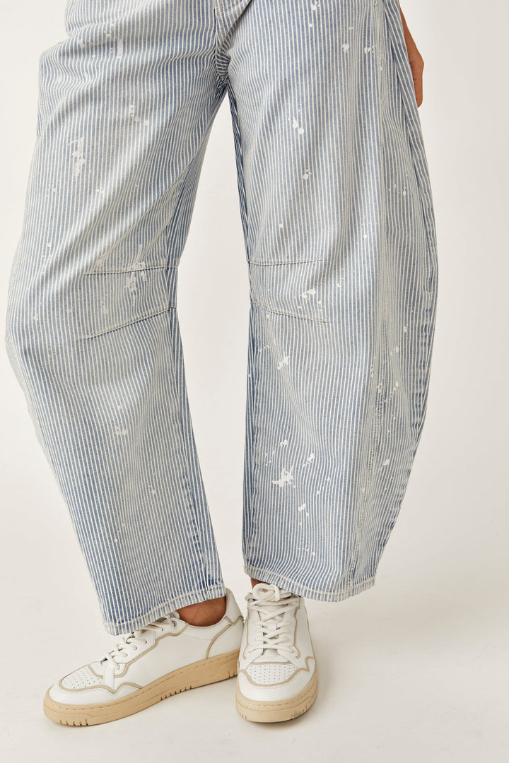 Jayden P Boutique - Free People Stripe Good Luck Mid-Rise Barrel Jeans - 25 / Tracks