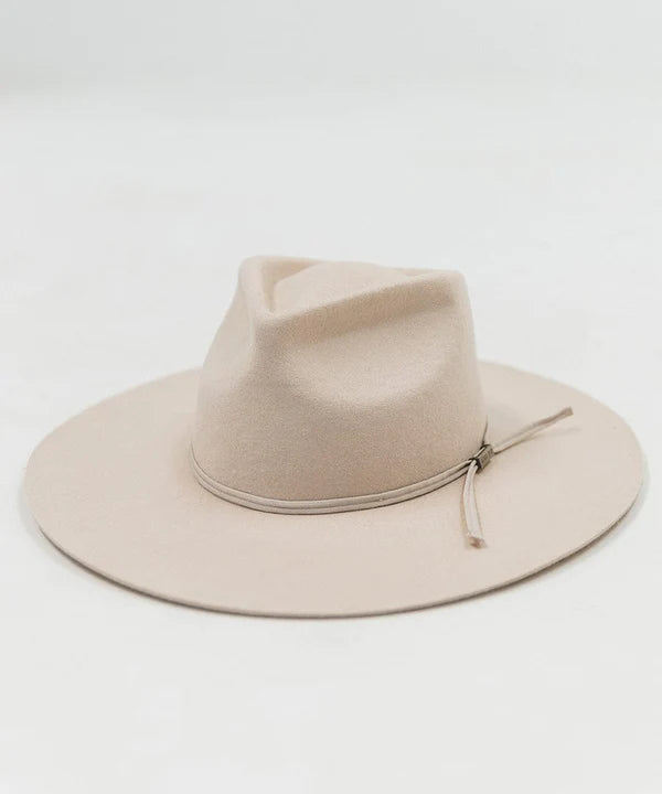 Gigi Pip Emery Teardrop Fedora - Cream