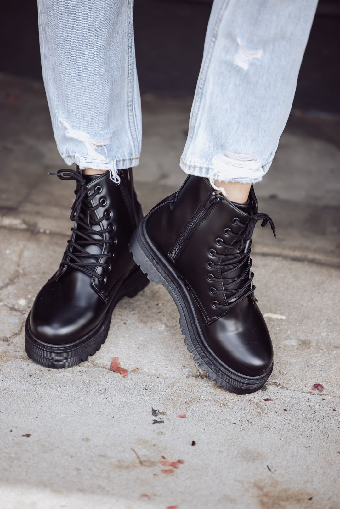 LEGEND PLATFORM LACE UP COMBAT BOOT-QUPID-Jayden P Boutique