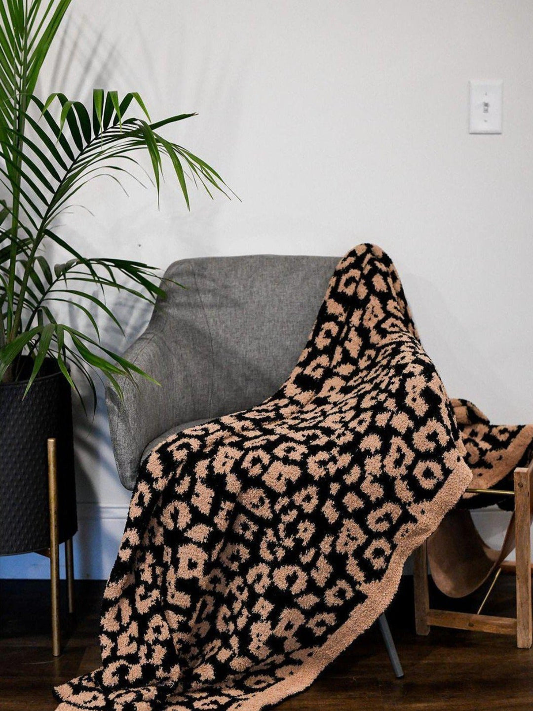 Luxe Leopard Jacquard Blanket-Julia Rose Wholesale-Jayden P Boutique