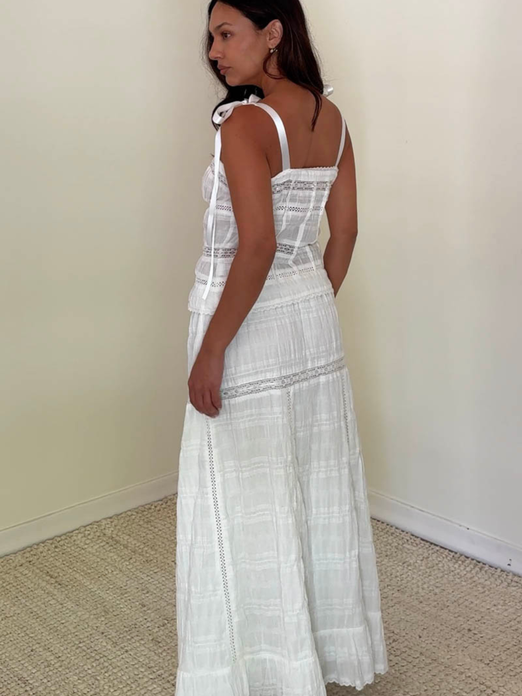 Stylish Meadow Muse Sweetheart Tie-Strap Top with ribbon ties, featured in a breezy summer-ready two-piece set.