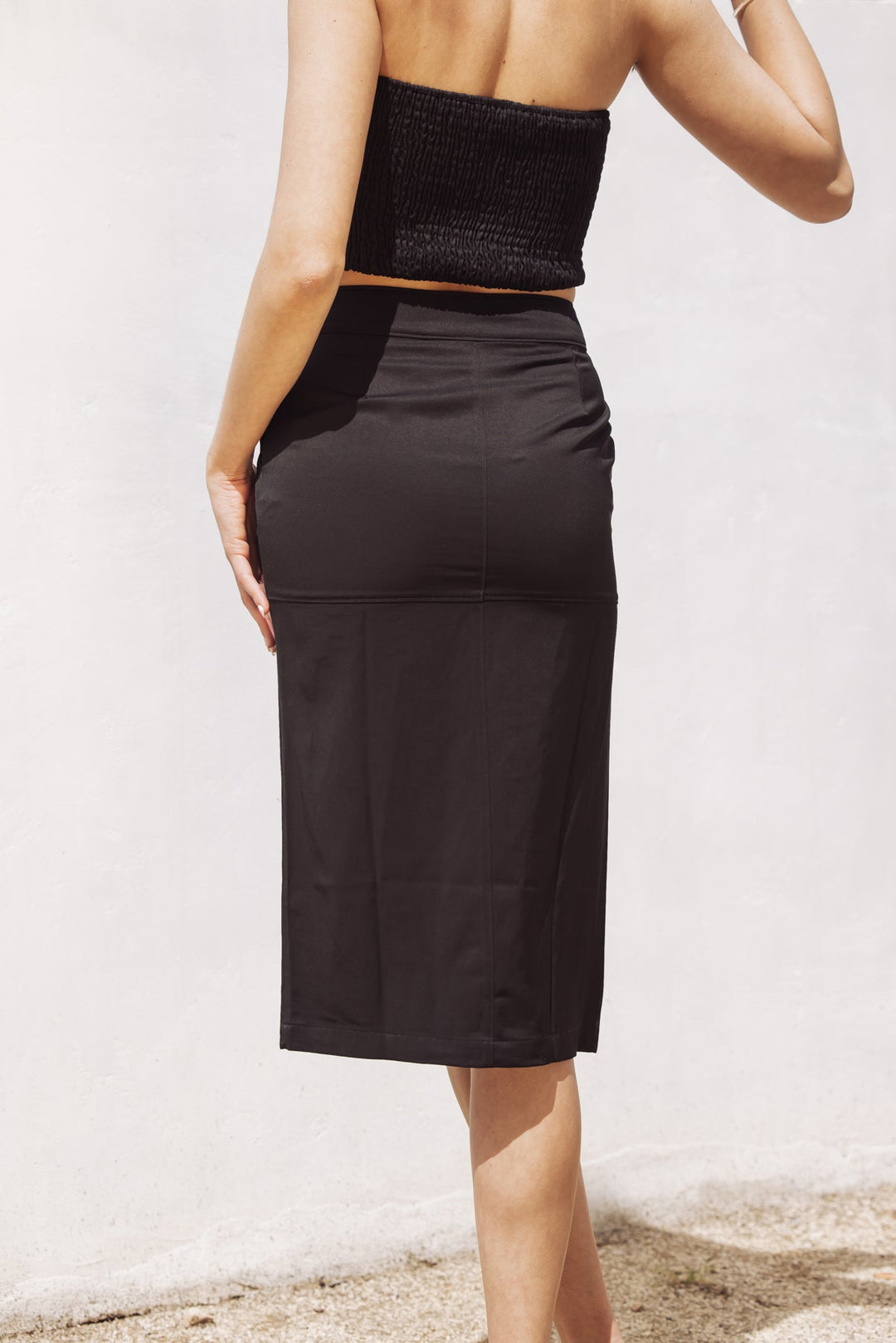 Jayden P Boutique - SIMONES BUTTON FRONT MIDI SKIRT - BLACK - XTRA SMALL