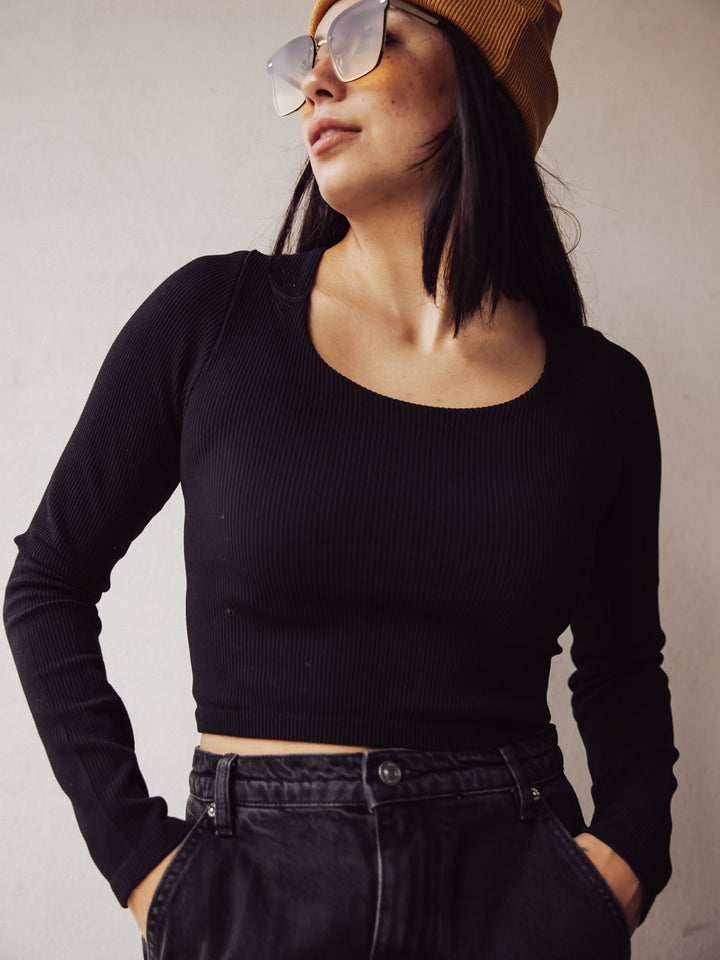 Solange Long Sleeve Crop Top - Black