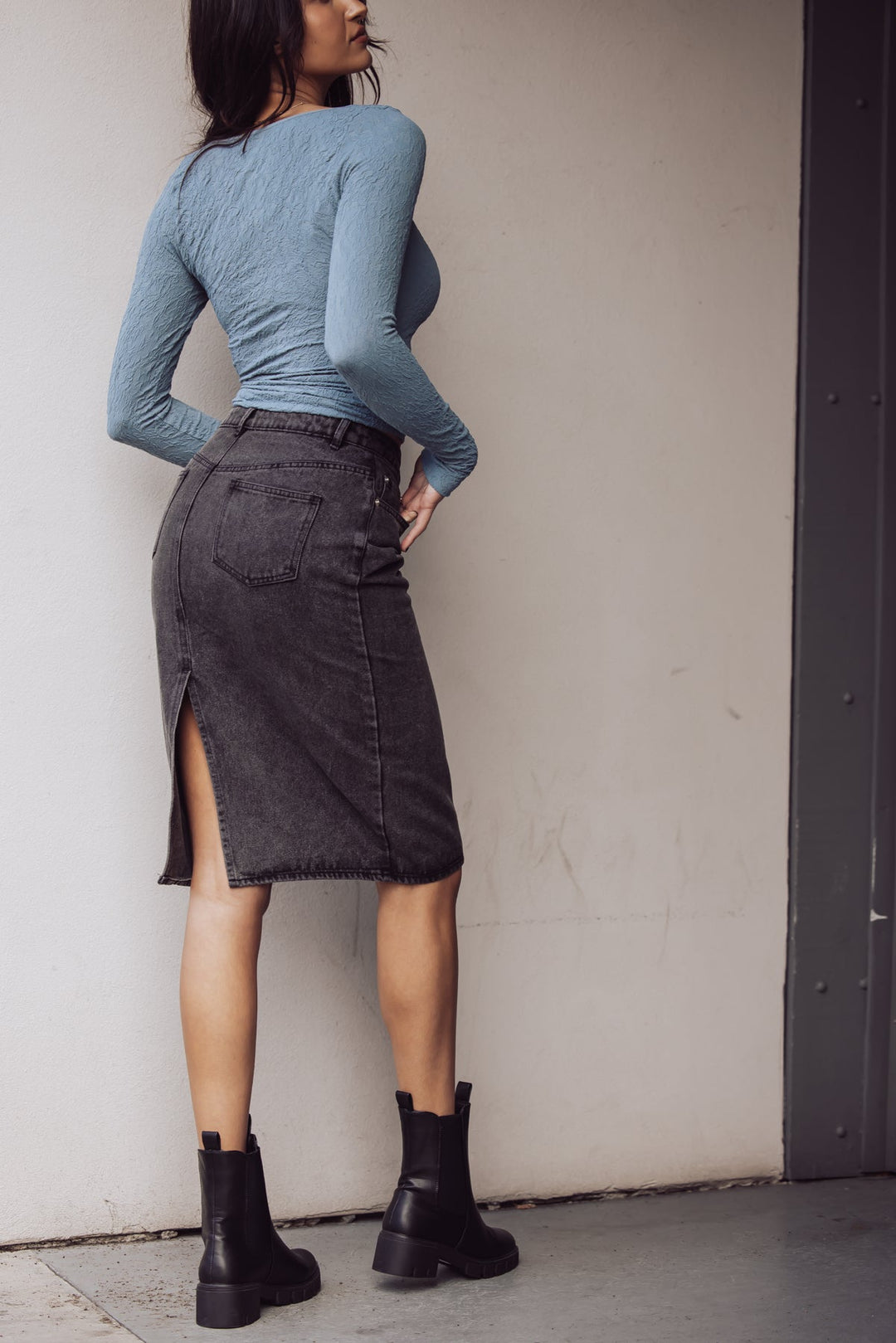 YELA DENIM MIDI SKIRT - BLACK