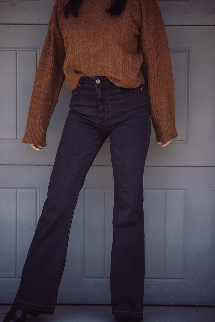 HIDDEN JEANS Happi Side Slit Flare Jeans - Black - Jayden P Boutique