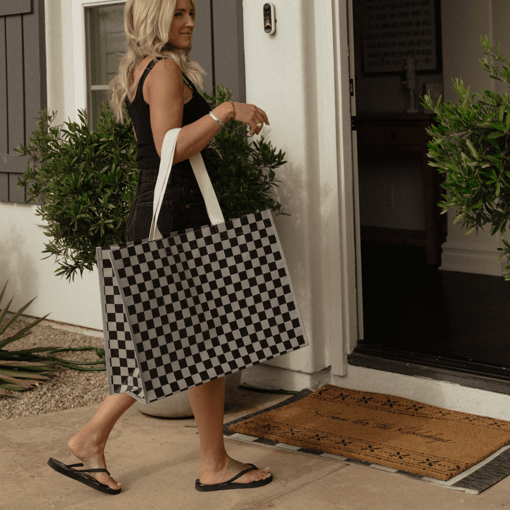 LOCAL BEACH - All Day Bag with Pouch - Jayden P Boutique