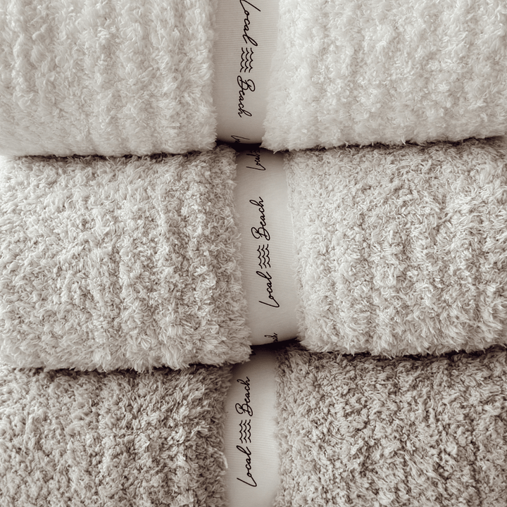 Local Beach - Solid Ribbed Luxe Home Cozy Blanket - Jayden P Boutique