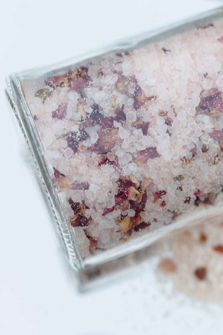 Nectar Republic - Large Bath Salt Soak 16 oz - Rose Sandalwood