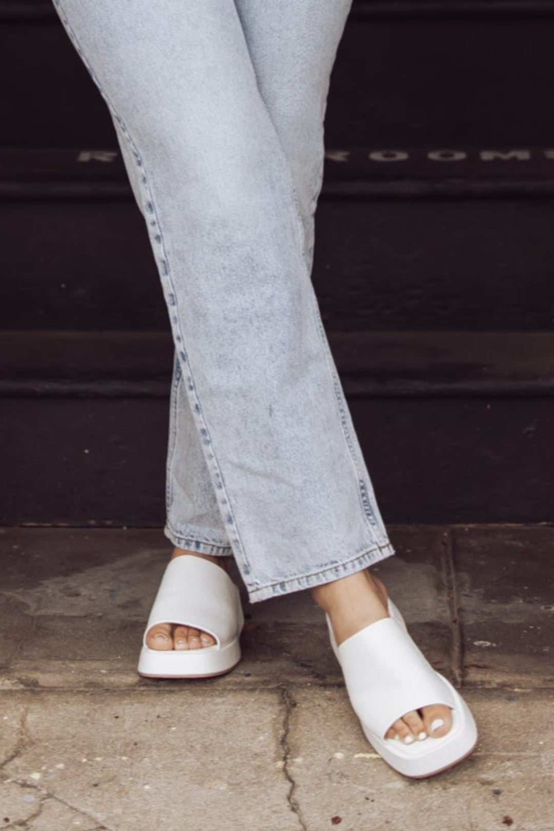 Camila Faux Leather Platform Slides - White