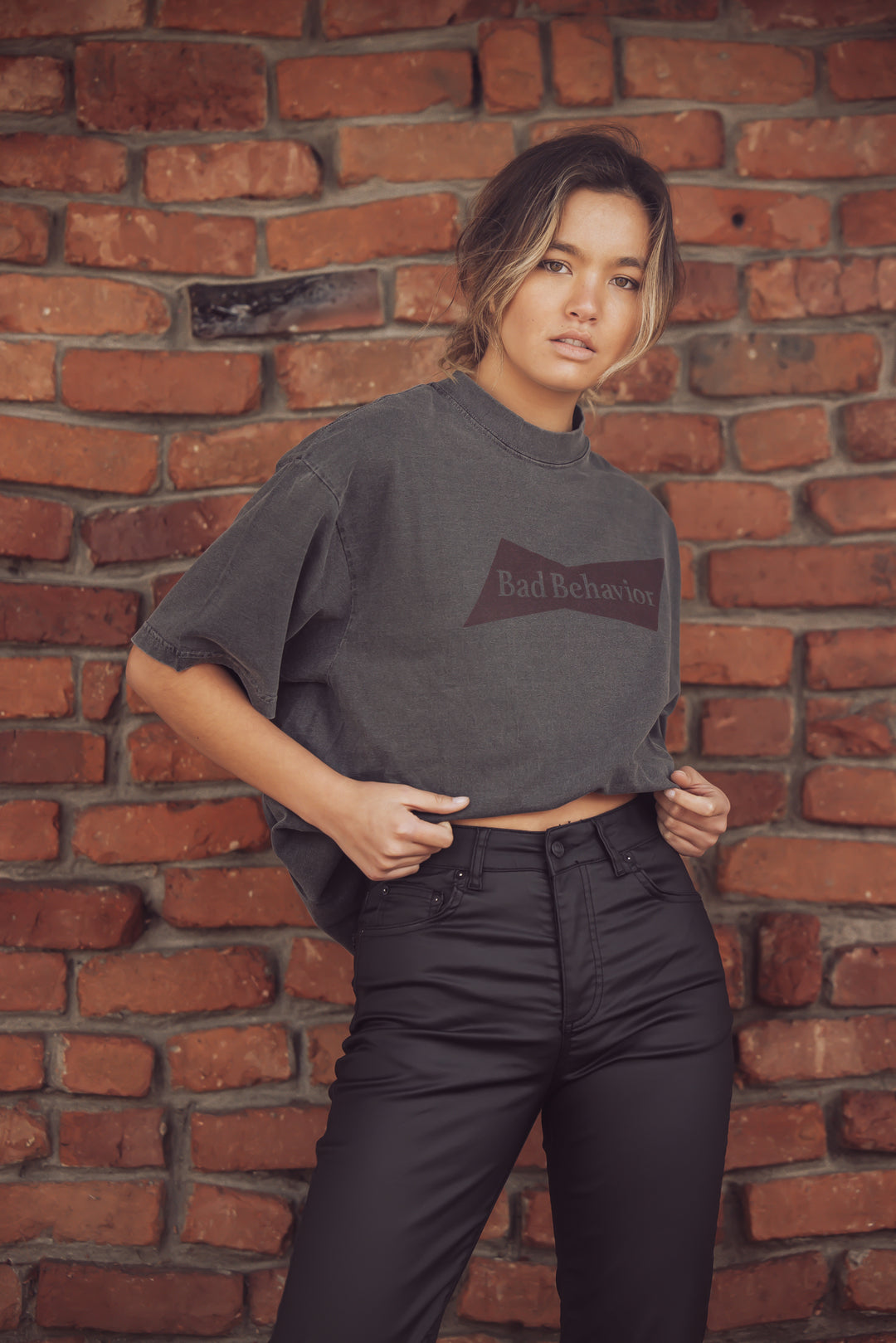 ABBY BAD BEHAVIOR GRAPHIC TEE #color_grey carlsbad shops. carlsbad boutiques. 